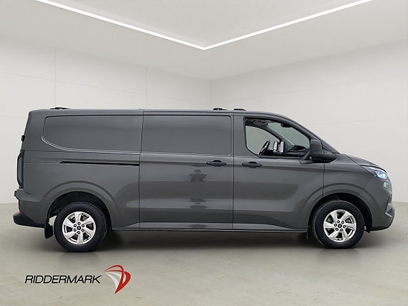 Ford Transit Custom 2 of 5
