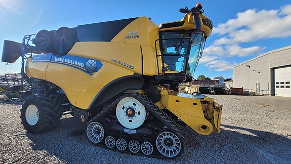 New Holland CR10.90 SmartTrax TG 4WD 20 of 24