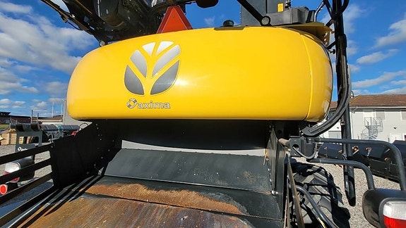 New Holland CR10.90 SmartTrax TG 4WD 16 of 24
