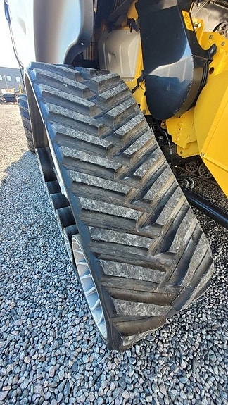 New Holland CR10.90 SmartTrax TG 4WD 9 of 24