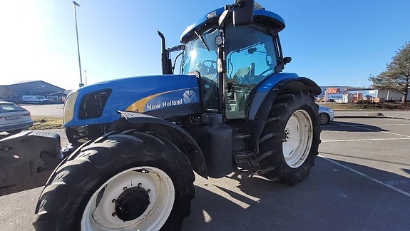 New Holland TS 135A EC 3 of 18