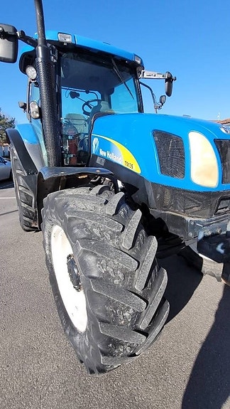 New Holland TS 135A EC 4 of 18