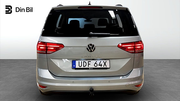 Volkswagen Touran 5 of 5