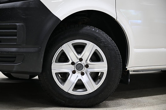 Volkswagen Transporter 3 of 5