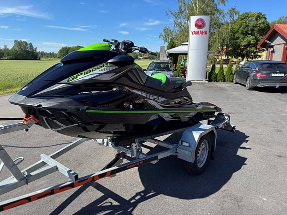 Yamaha GP1800R SVHO 2021 Garmin 2 of 10