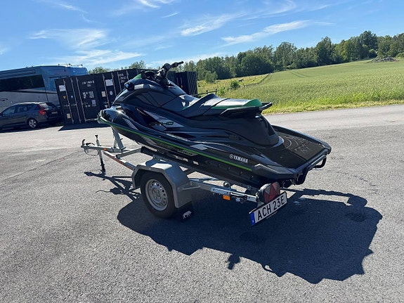 Yamaha GP1800R SVHO 2021 Garmin 4 of 10