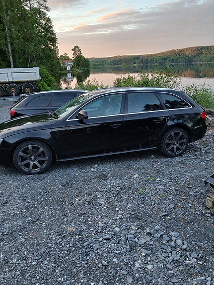 Audi A4 4 of 5