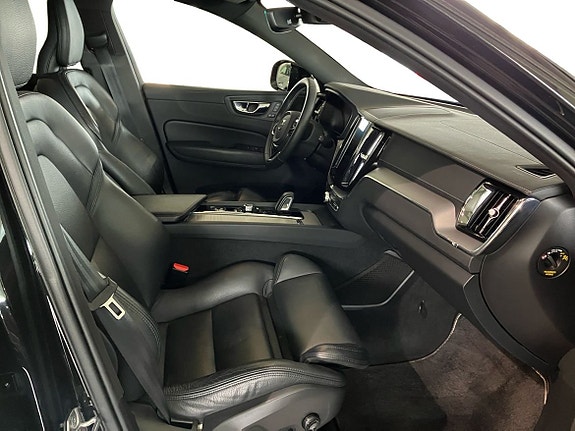 Volvo XC60 5 of 5