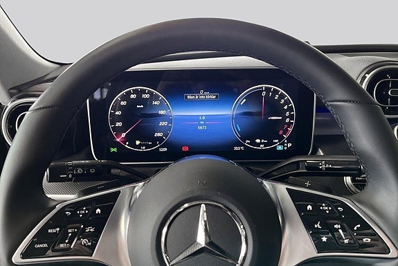 Mercedes-Benz C300 10 of 22