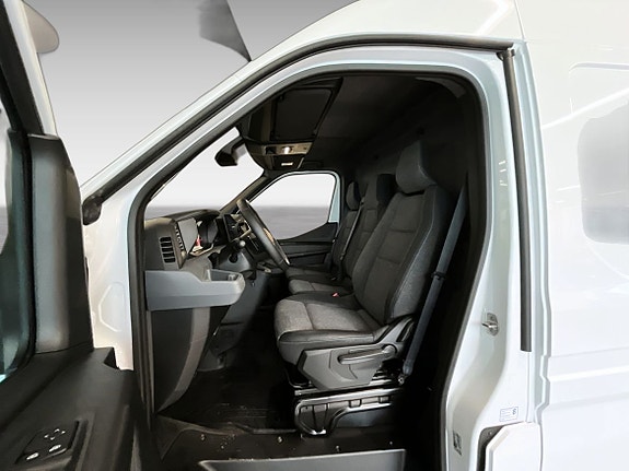 Renault Master 9 of 9
