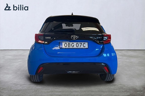Toyota Yaris 5 of 5