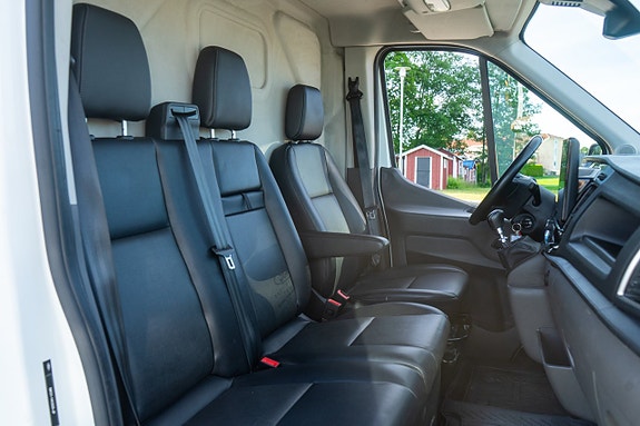 Ford Transit 25 of 25