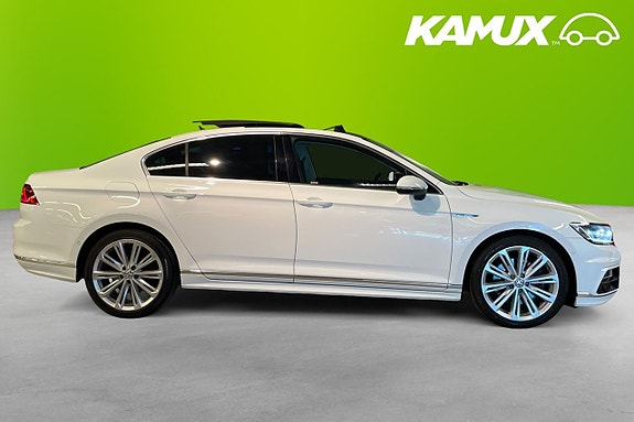 Volkswagen Passat 2 of 5