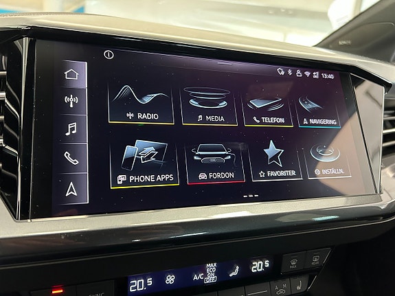 Audi Q4 e-tron 14 of 22