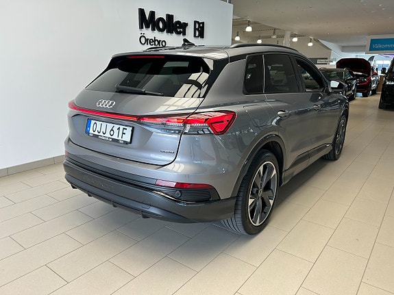 Audi Q4 e-tron 4 of 5