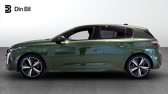 Peugeot 308 2 of 5