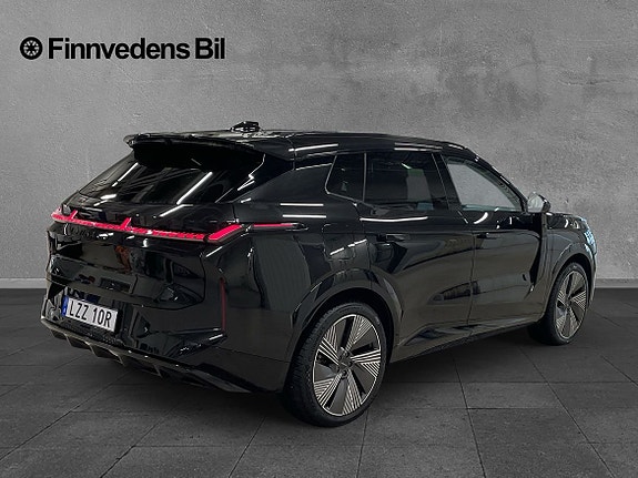Lynk & Co 08 4 of 5