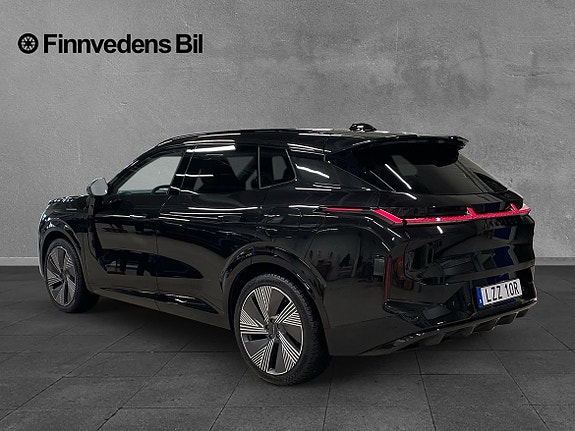 Lynk & Co 08 3 of 5