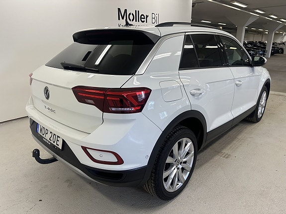Volkswagen T-Roc 3 of 5