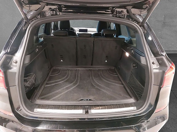 BMW X1 7 of 8