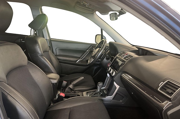 Subaru Forester 14 of 18