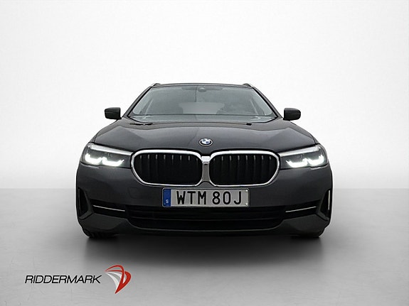 BMW 520 2 of 5