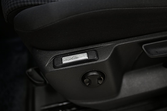 Volkswagen Caddy 17 of 28