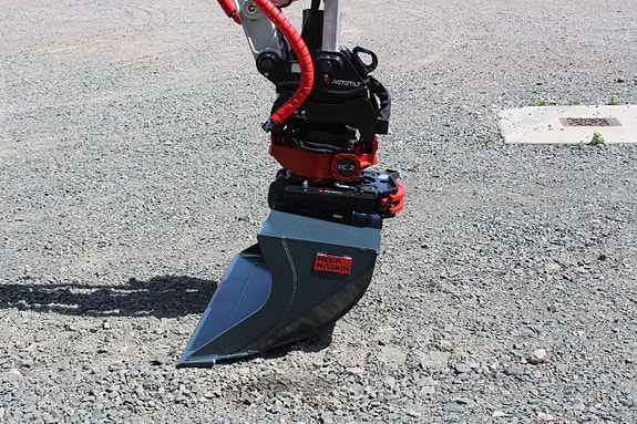 Ny Takeuchi TB250 Rototilt, grip 3 skopor 3 års garanti 5 of 12
