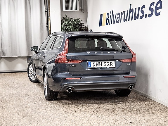 Volvo V60 3 of 5
