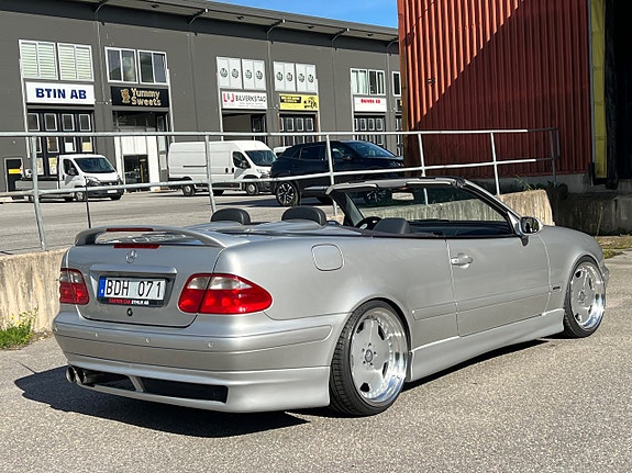 Mercedes-Benz CLK230 11 of 27