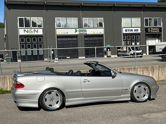 Mercedes-Benz CLK230 14 of 27