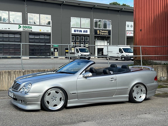 Mercedes-Benz CLK230 6 of 27