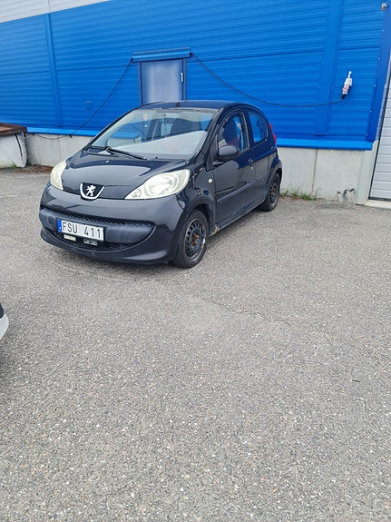 Peugeot 107 3 of 3