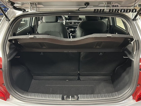 Kia Picanto 14 of 14