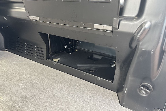 Ford Transit Custom 8 of 14