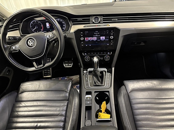 Volkswagen Passat Alltrack 5 of 5