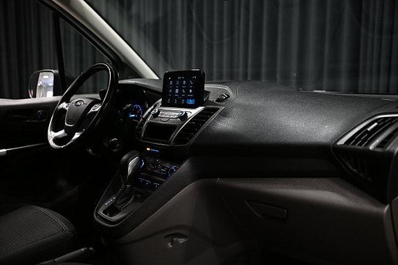Ford Transit Connect 15 of 25