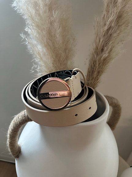 Product image 2 of 17