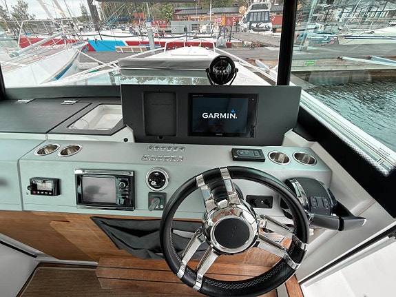 AXOPAR 37 CABIN - 2x Mercury Verado 300 hk - Fint skick! 5 of 12