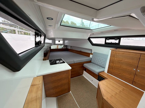 AXOPAR 37 CABIN - 2x Mercury Verado 300 hk - Fint skick! 7 of 12