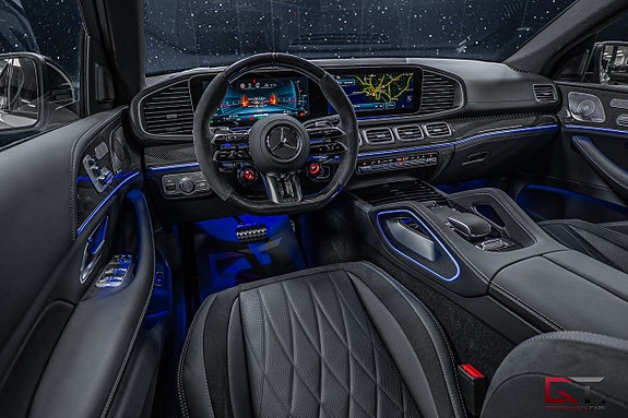 Mercedes-Benz GLE53 11 of 23