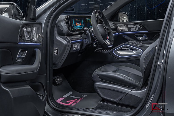Mercedes-Benz GLE53 9 of 23
