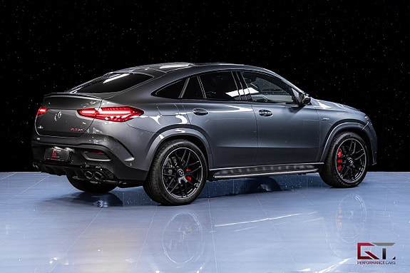 Mercedes-Benz GLE53 8 of 23