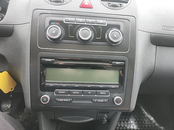 Volkswagen Caddy Maxi 4 of 5