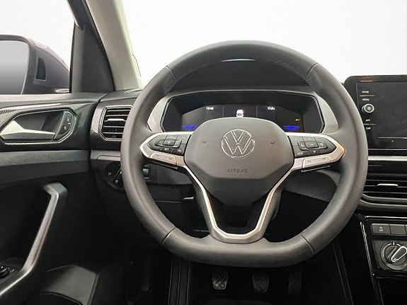 Volkswagen T-Cross 13 of 30