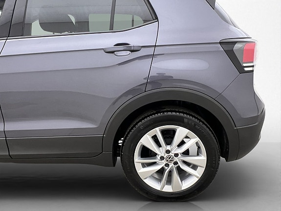 Volkswagen T-Cross 28 of 30