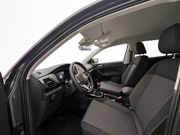 Volkswagen T-Cross 15 of 30
