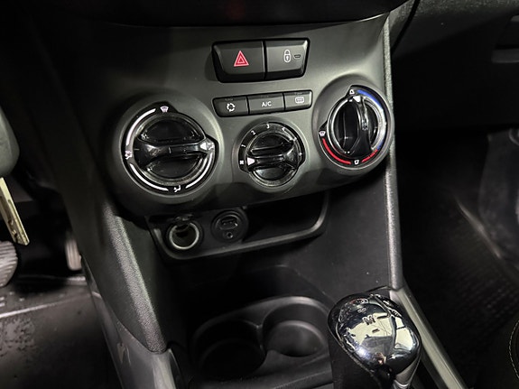 Peugeot 2008 17 of 19