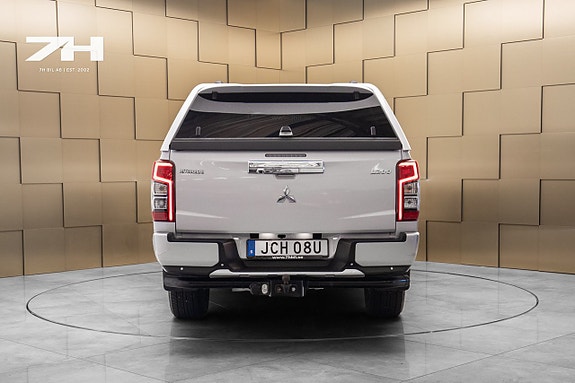 Mitsubishi L200 4 of 5