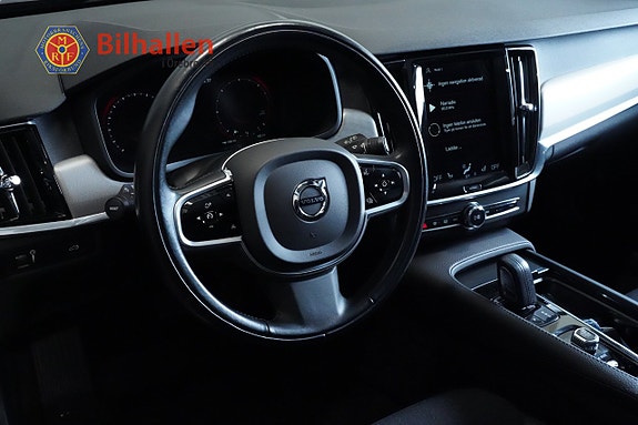 Volvo V90 Cross Country 15 of 23
